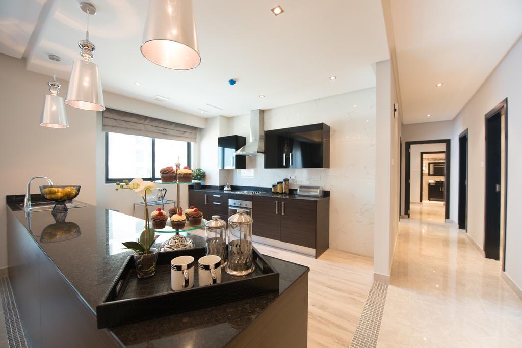 Al Manzil Residence Манама Стая снимка
